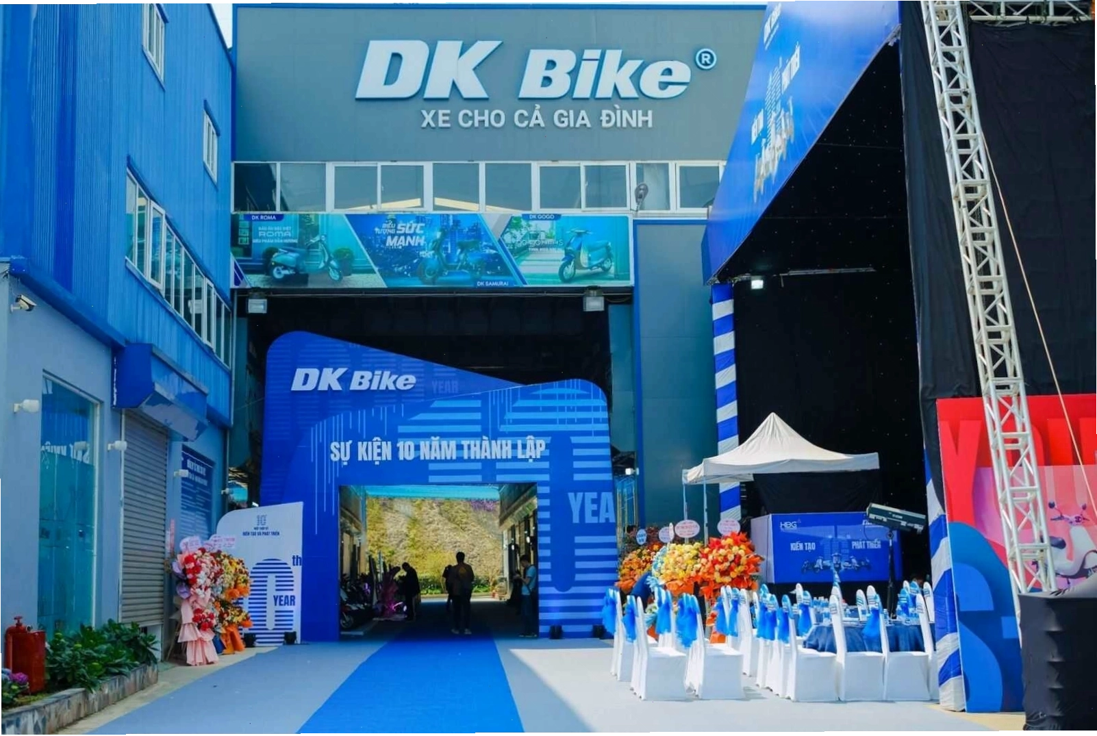 Showroom trưng bày đa dạng các mẫu xe đạp điện M133