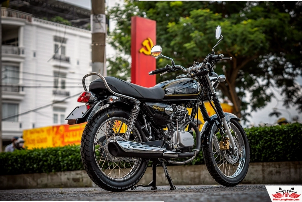 Tem xe SYM Husky 125 với thiết kế tinh tế