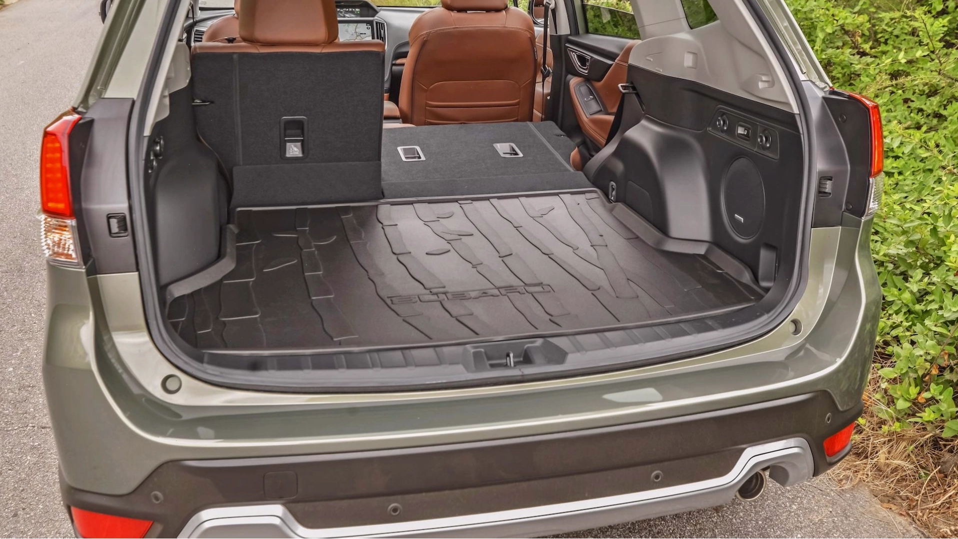 Thiết kế đèn pha LED trên Subaru Forester 2019
