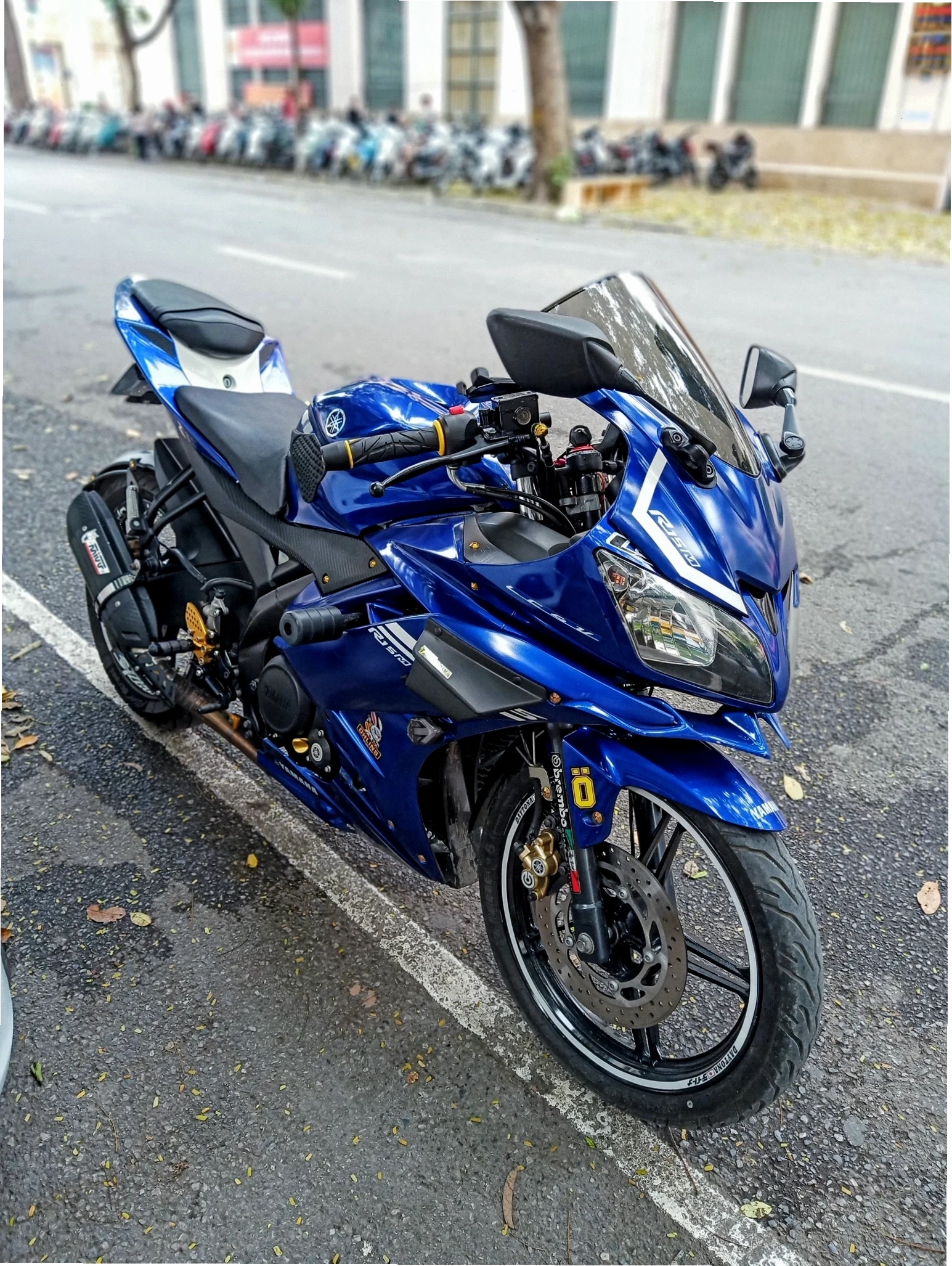 Thiết kế thể thao của Yamaha R15 V3