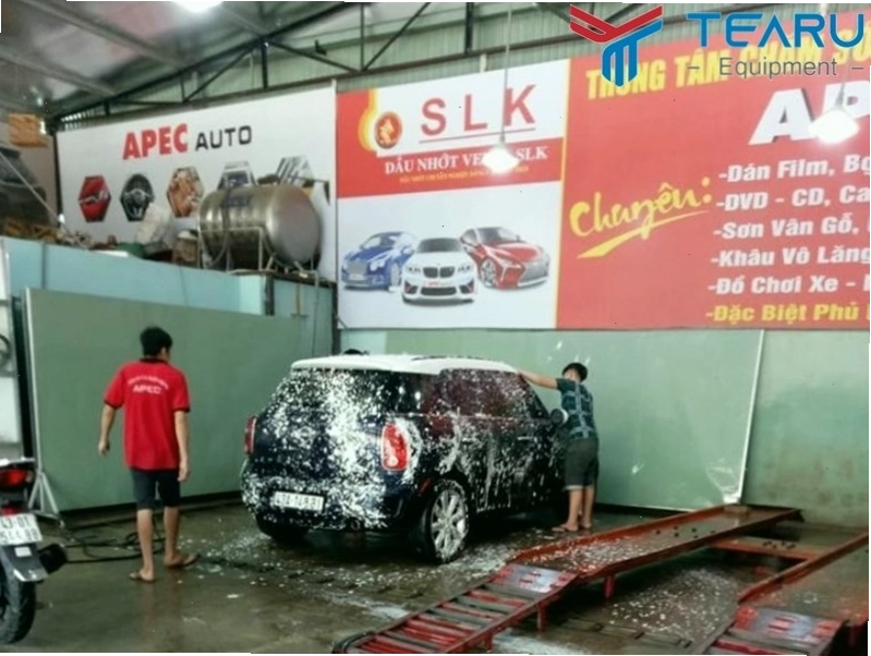 Tiệm rửa xe ô tô Apec Auto