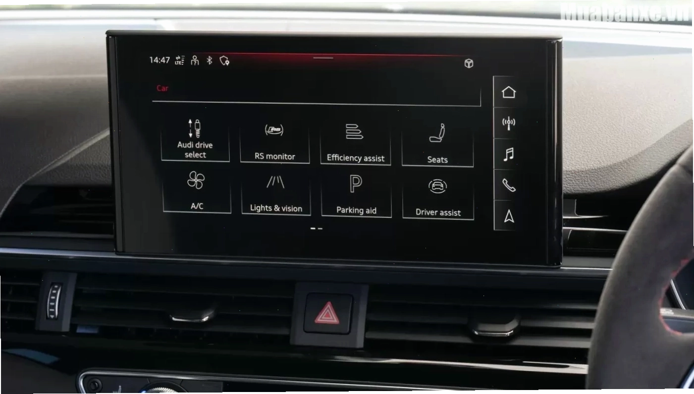 Tiện nghi hiện đại trên Audi RS4