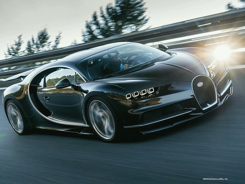 Tốc độ của Bugatti là niềm mơ ước của nhiều người