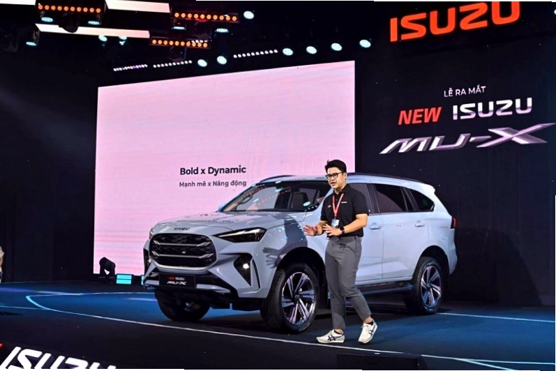 Tổng thể ngoại thất Isuzu MU-X 2026