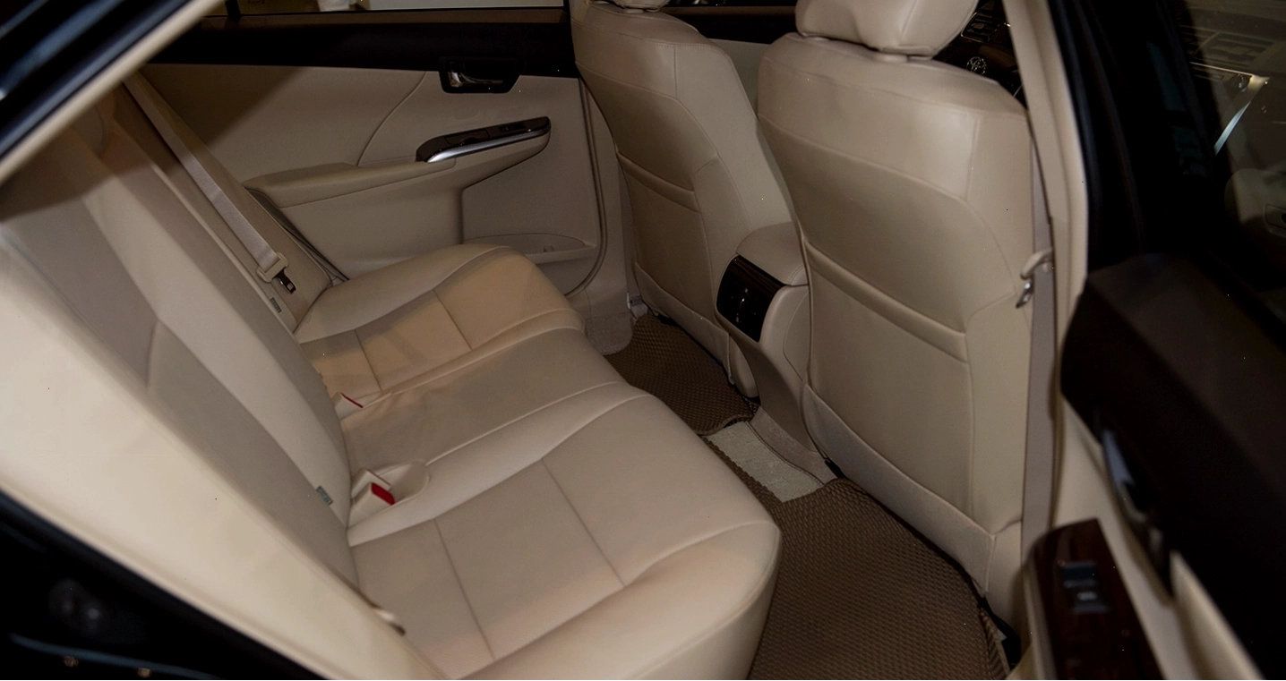 Toyota Camry 2017 với thiết kế đầu xe sang trọng