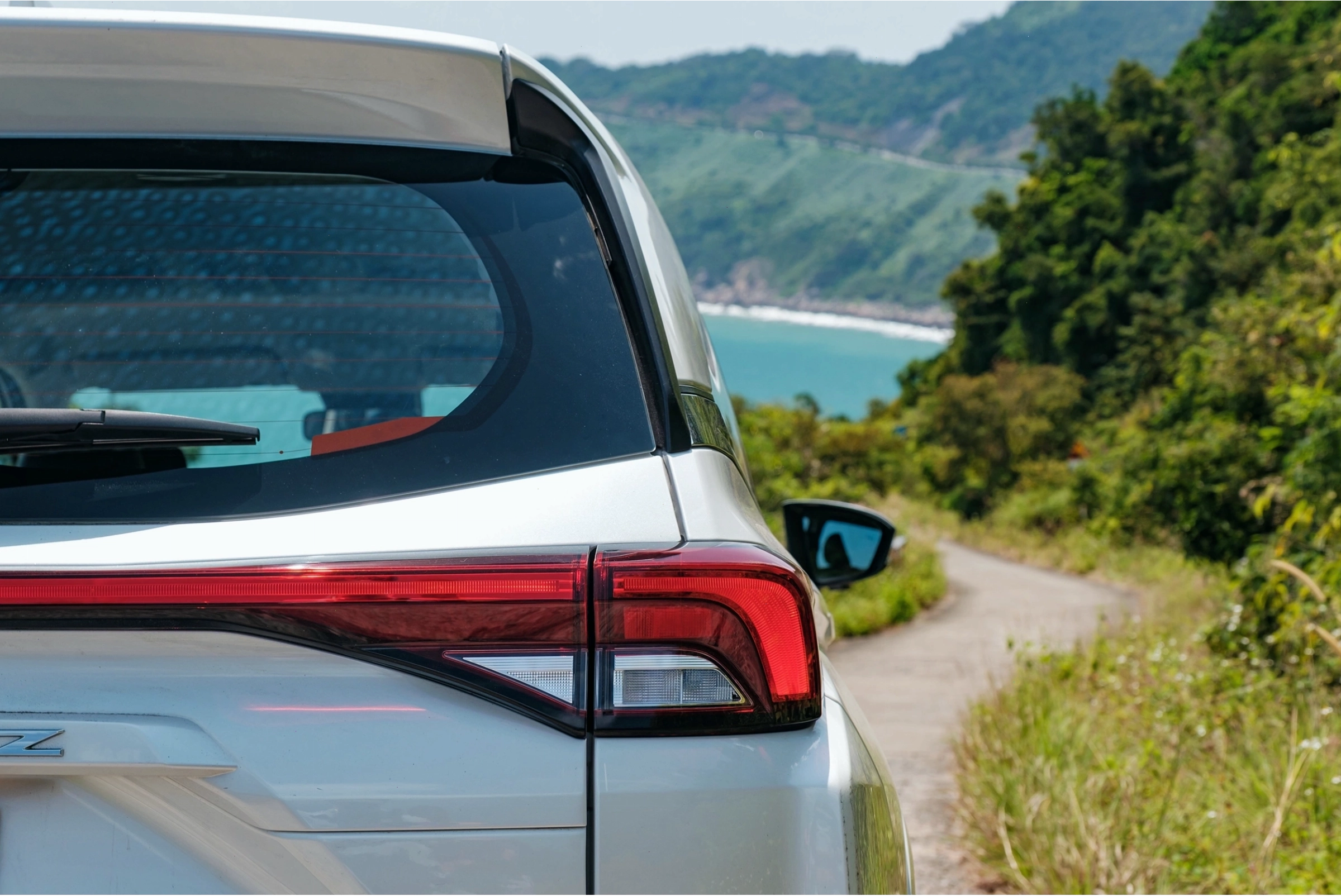 Trang bị an toàn Toyota Safety Sense trên Veloz Cross