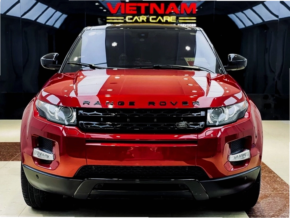 Trung tâm chăm sóc xe ô tô chuyên nghiệp thực hiện car detailing