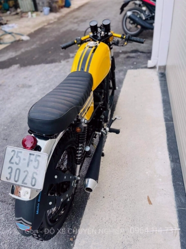 Xe Brixton Cafe Racer BX125R đã được độ lại