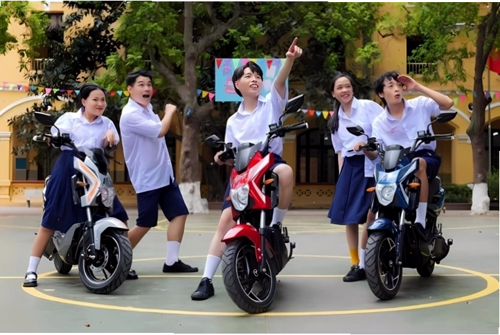Xe đạp điện là phương tiện lý tưởng cho các bạn học sinh
