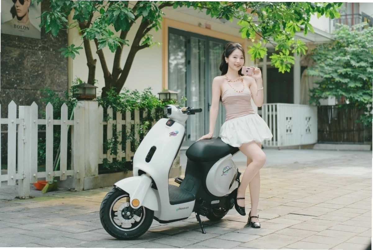 Xe điện cho học sinh cấp 2