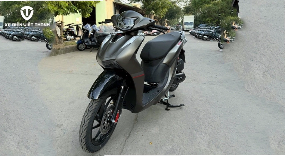 Xe ga 50cc Espero Velia màu xám hiện đại
