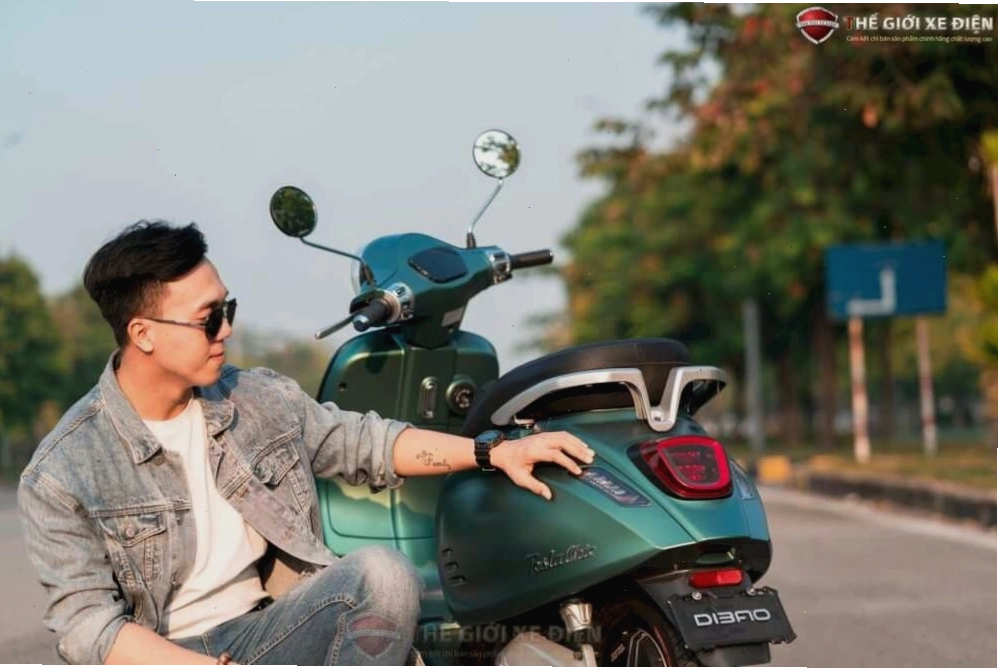 Xe máy điện Dibao Tesla Chic phiên bản mới