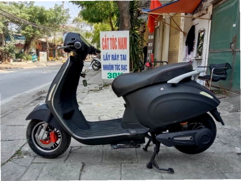 Xe máy điện Vespa 2017 cũ, mang phong cách cổ điển sang trọng