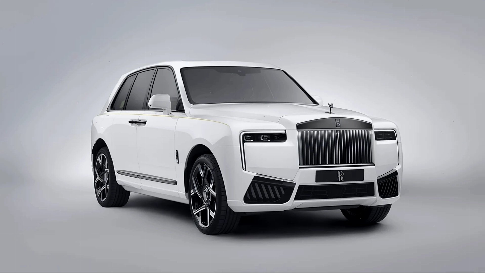 Xe Rolls-Royce thể hiện sự xa hoa và đẳng cấp thượng lưu