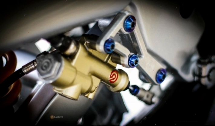 Yên xe độ cho Suzuki Satria 2000