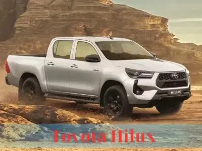 Cập nhật giá bán Toyota Hilux, thông số kỹ thuật và đánh giá xe