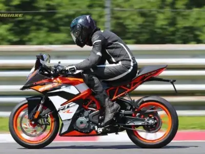 Bộ sưu tập ảnh xe KTM RC 390 tuyệt đẹp độc đáo và đẳng cấp