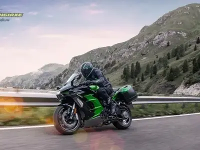 Hình ảnh thực tế của Kawasaki Ninja H2SX - Xe đua đường phố