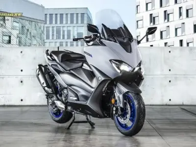 Yamaha TMAX - Xe Maxi-Scooter cao cấp đáng mua nhất?