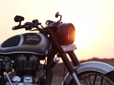 Cập nhật bảng giá xe máy Royal Enfield tháng 1/2025