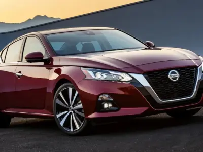 Bảng giá xe ô tô Nissan 6/2025 từ 900 triệu đến 1,2 tỷ