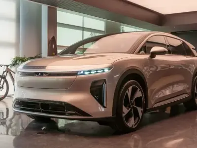 Chiêm ngưỡng ảnh Lucid Gravity mẫu SUV điện đầy ấn tượng