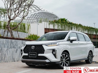 Toyota Veloz Cross 7 chỗ: Đánh giá chi tiết và những điểm cần biết năm 2026