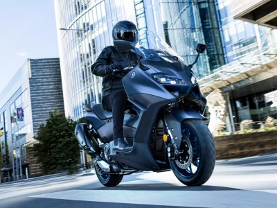 Yamaha TMAX 560 2026: Trải nghiệm Sport Scooter đỉnh cao