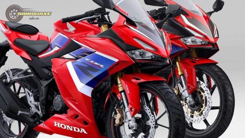 Honda CBR150R 10