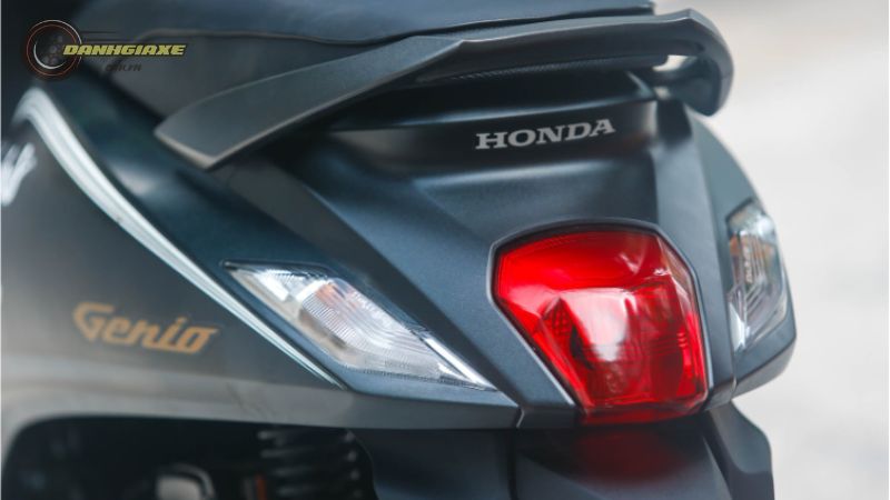Honda Genio 10