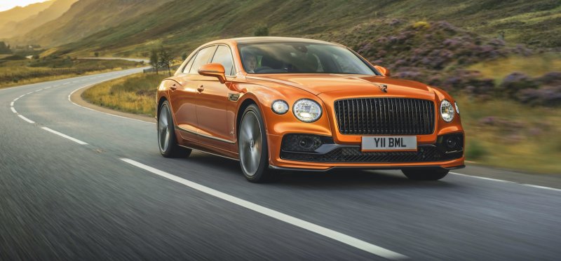 Ảnh ngoại thất xe Bentley Flying Spur 17