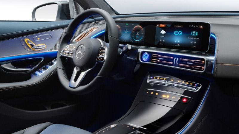 Ảnh nội thất Mercedes-Benz EQC 14