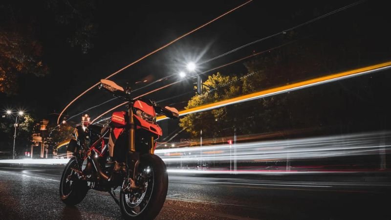 Ảnh xe Hypermotard 950 cực ngầu 22