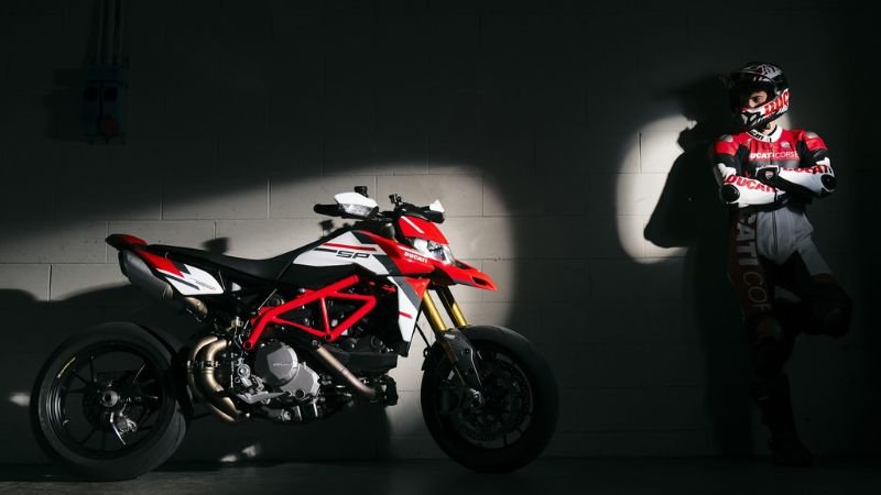 Ảnh xe Hypermotard 950 cực ngầu 24