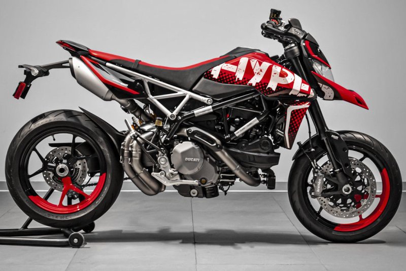 Ảnh xe Hypermotard 950 siêu đẹp 3