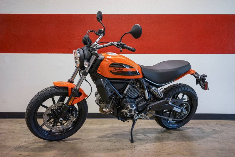 Ảnh xe Scrambler Sixty2 chất lượng cao 11