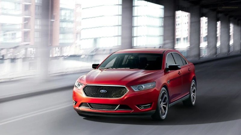 Ford Taurus 04