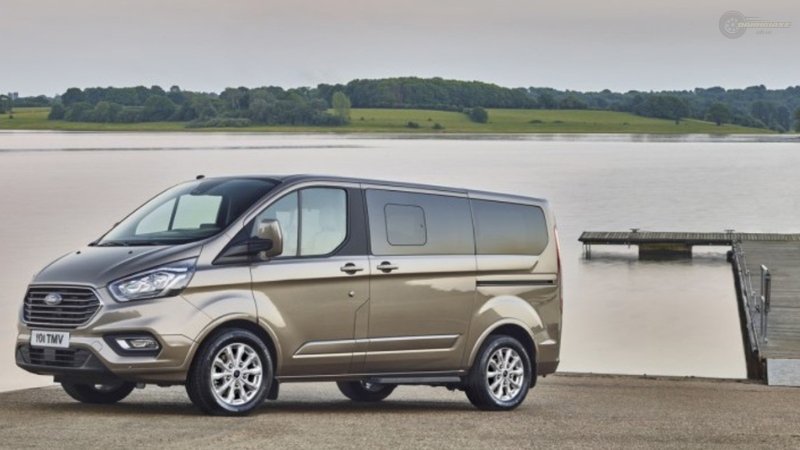 Ford Tourneo 02