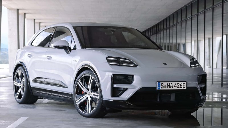 Hình ảnh chi tiết Porsche Macan 24