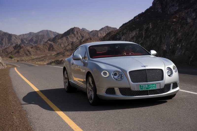 Hình ảnh xe Bentley Continental GT sang trọng 10