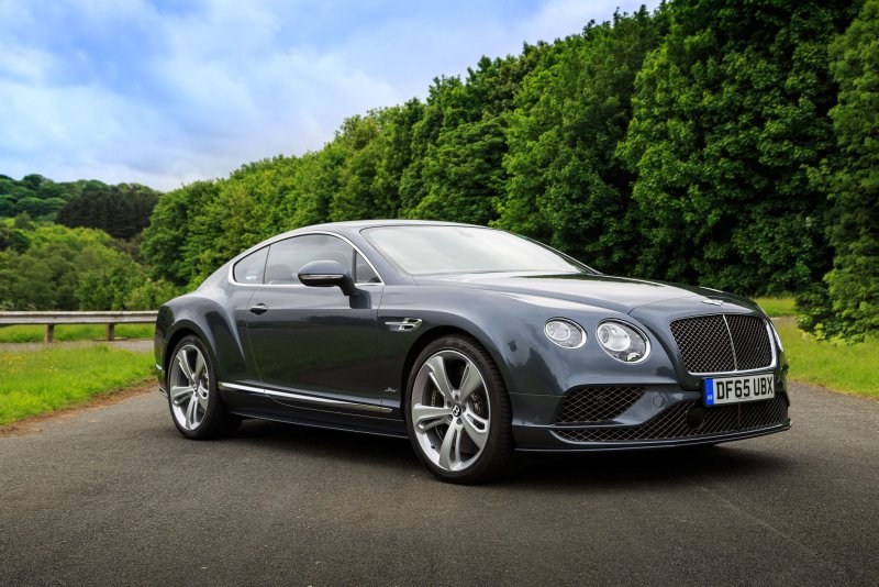 Hình ảnh xe Bentley Continental GT sang trọng 11