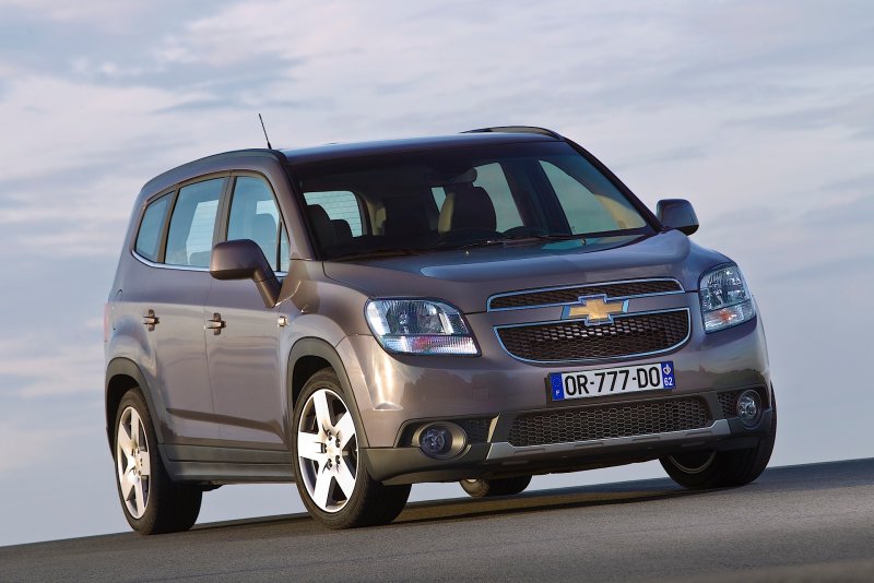 Hình ảnh xe Chevrolet Orlando đẹp 19