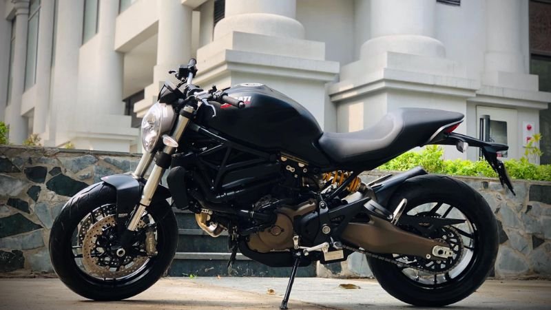 Hình ảnh xe Ducati Monster full HD 8