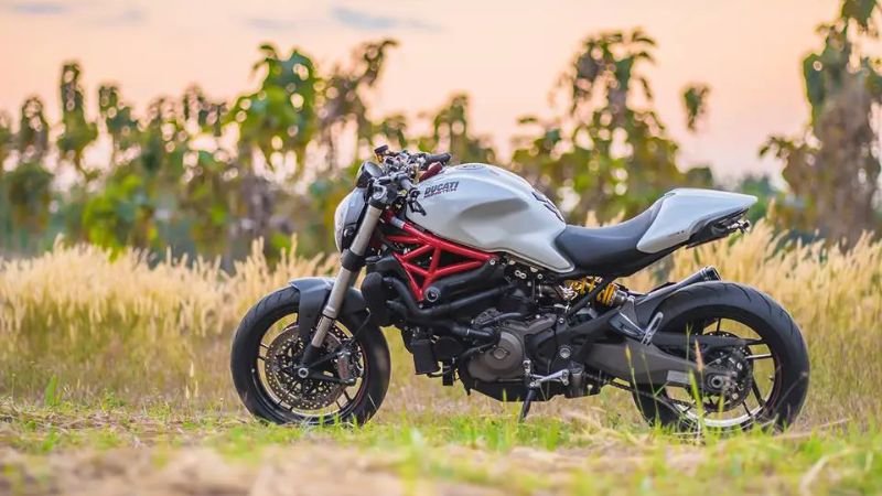 Hình ảnh xe Ducati Monster full HD 9