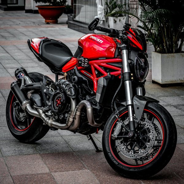 Hình ảnh xe Ducati Monster full HD 29