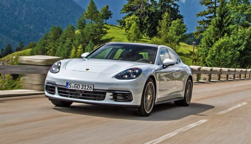 Hình ảnh xe Porsche Panamera 2024 4