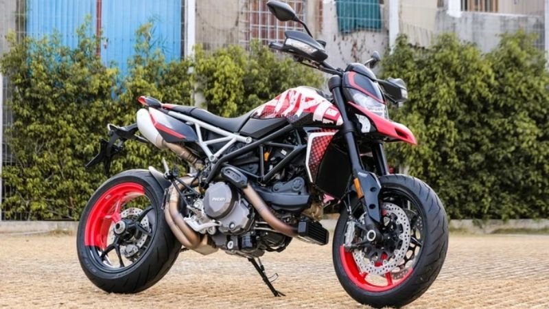 Hình xe Ducati Hypermotard cực chất 17