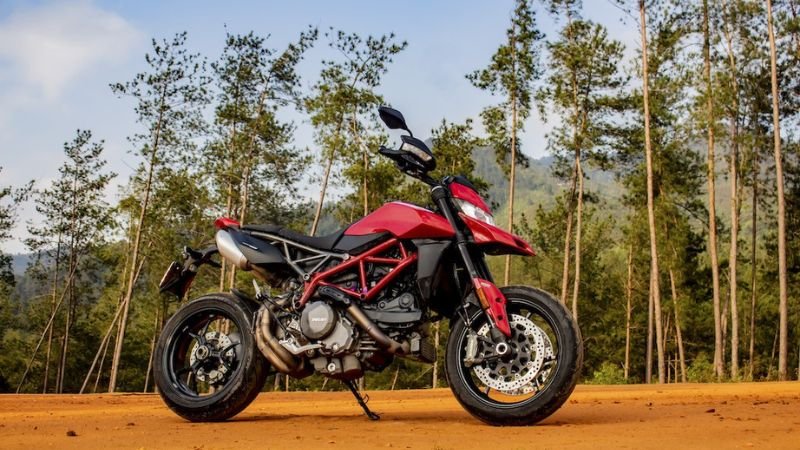 Hình xe Ducati Hypermotard cực chất 21