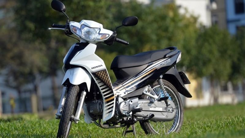 Honda Blade 110 bản tiêu chuẩn 15