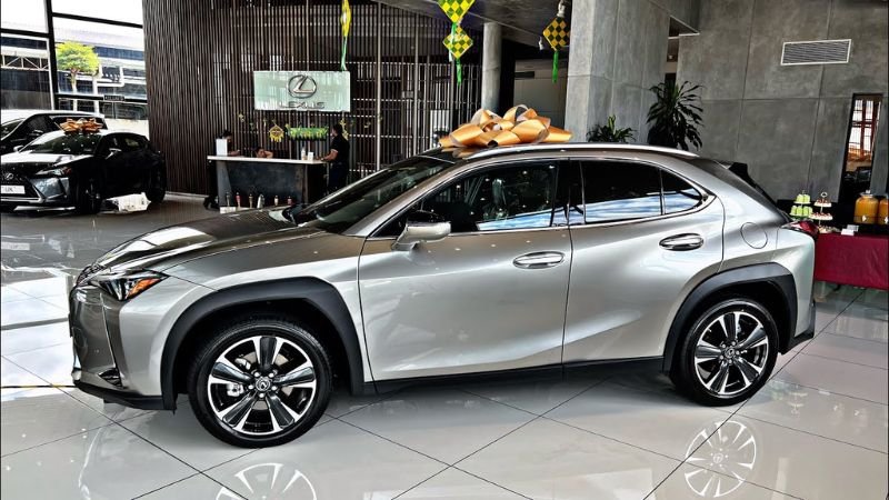 Ngoại thất Lexus UX200 sang trọng - Ảnh 9